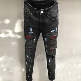 Herenjeans Trend Ripped Jean Stacked High Street Hole Spijkerbroeken Heren Biker Pant Homme Marque De Red Rhinestones Men