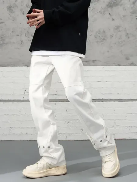 Jeans pour hommes Pantalons Hip Hop Homme Cowboy Pantalon évasé Bootcut Blanc Rivet Punk Y2k Streetwear Esthétique Style Coréen Lavé Kpop