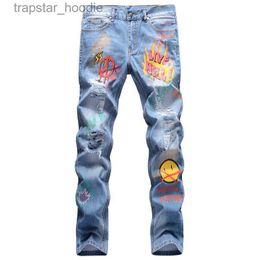 Jeans voor heren Unieke heren noodlijdende bedrukte slim-fit jeans Mode gescheurde graffiti blauwe biker-denimbroek Grote maten motor-hiphopbroek 19008 L230918