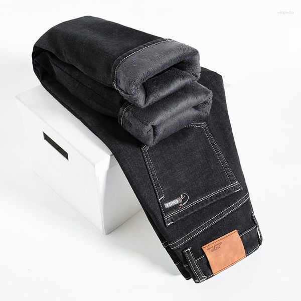 Jeans para hombres Invierno Negro Polar recto Marca Pantalones casuales Grueso Cálido Felpa Moda Plus Tamaño Denim 42 44 46