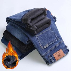 Jeans para hombres Moda de invierno Hombres Cálido Fleece Rectos Pantalones holgados casuales Estilo clásico Pantalones de mezclilla de talla grande Ropa de marca masculina