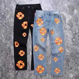 Jeans masculin y2k-men e estampado féminino chama reta cala occasionnelle marca da moda coreano americano h240425