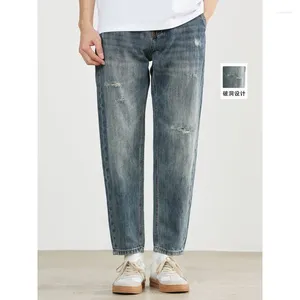 Jeans pour hommes Yizhi Ripped Loose 2023 Spring American Retro Washed Pantalon droit en détresse