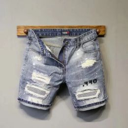 Jeans classiques de style coréen masculin pour shorts en jean d'été concepteur en détresse avec trou de streetwear à la mode pantalon court occasionnel