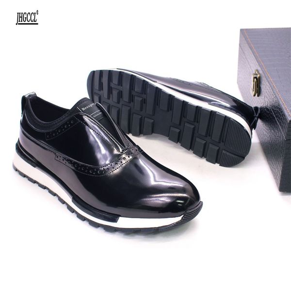 Robe en cuir masculin confortable Chaussures décontractées pour hommes non glissés Solet brillant des baskets brillantes Mariage haut de gamme Rencontre avec la chaussure masculine A19