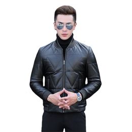 Hommes en cuir Faux naturel véritable vêtements en peau de mouton Baseball doudoune manteau court coréen mince hommes moto 230831