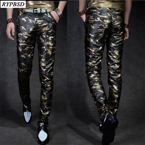 Pantalons en cuir pour hommes Slim Fit Camouflage Pantalons Hommes Automne Nouvelle Mode Casual Haute Qualité PU Faux Pantalon En Cuir Militaire Hommes 201118