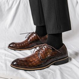 Chaussages pour hommes Chaussures décontractées 151 Lace-Up Patent Cuir Fashion Black Formal High Quality Hommes sculptés 69773 36931