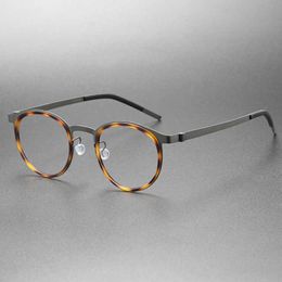 Lunettes de soleil pour femmes de luxe pour hommes Lunettes sans structure à vis Jiang Wen Xu Zheng, le même cadre rond 9704 peut être assorti à une écaille de tortue myope