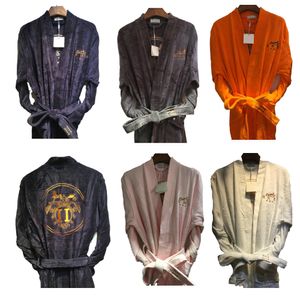 Luxe nieuwe katoenen geborduurde H-huisbadjas voor heren plus dikke yukata-paar merkpyjama's voor heren en dames kimono warme badjas loungewear unisex badjas
