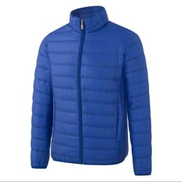 Abrigos de ropa exterior de lujo para hombres Down chaqueta de moda Parkas chaquetas casuales chalecos ropa de algodón sudaderas con capucha de invierno