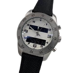 Men s luxe polshorloge Professional Mens Designer Watches Dual Time Zone Watch Elektronisch pointer display Montre de Luxe Pols264p