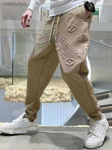 Homme homme et hiver dans les vêtements pantalons Sport survêtements pantalons de survêtement Harajuku Streetwear M-5XL 240308