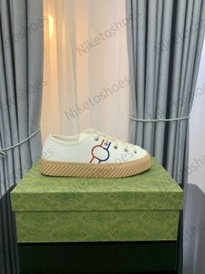 Chaussures décontractées Maxi Low Top pour hommes Baskets en toile Camel Ebony Motif G imprimé allover Classic Mens Shoe Italy Luxurys Designers Embos