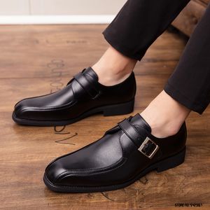 Heren nieuwe zwarte bruine gesp Oxfords Casual Mocassins Trouwjurk Semi Formele Schoenen Party Driving Flats Zapatos Hombre