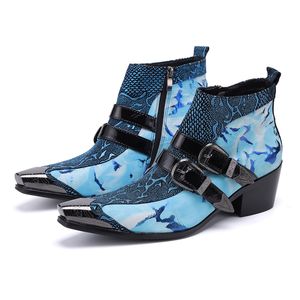 Heren Nachtclub Party Korte Laarzen Gesp Metalen Teen Zipper Man Print Leren Laarzen Hoge Hakken Mannen Winter Enkellaarzen Schoenen