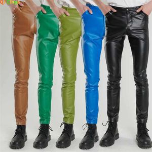 Pantalon masculin (16 couleurs) Pantalon en cuir à vélo pour hommes Mentiaux à la mode ultra-mince pantalon pute élastique Pantalon pour hommes gris rouge plus taille 28-36 38 40L2405