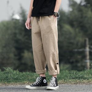 Pantalones para hombres 2021 Chic para hombres 4 estaciones Ropa de uso general Sunshine Boy Pierna ancha Mock Pocket Línea punteada Diseño único