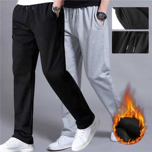 Herenbroek 2022 Hoogwaardige mannen Winter Warm Fleece broek mode lambswool dikke casual thermische joggingbroek mannelijke broeken Z0225