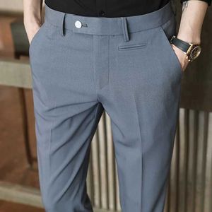 Herenbroek 2023 Zwart pak broek Men Mode Society Heren kledingbroek Koreaans Loose rechte casual broek Men Kantoor Formele broek S-3XL Q240525