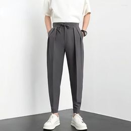 Mannen Broek 2023 Mode Mannen Casual Elastische Taille Kleine Voeten Slanke Koreaanse Stijl Geplooide Tapered Mannelijke Broek Streetwear I66