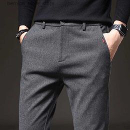 Pantalons pour hommes 2023 nouveaux pantalons décontractés d'affaires hommes classique couleur unie mode mince pantalon extensible hommes marque mode pantalon noir hommes Joggers Q231201