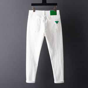 Pantalones de hombre 2023 primavera otoño corte recto pantalones vaqueros blancos puros moda Casual clásico elástico pantalones de mezclilla marca masculina 230328