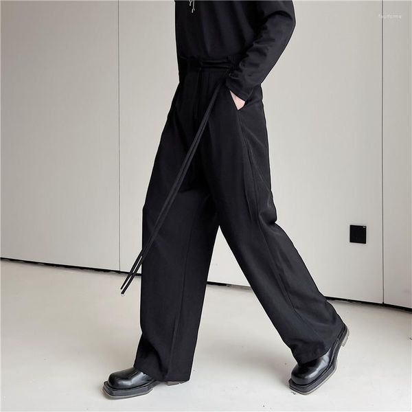 Pantalon masculin 2023 Été coréen style plissé Frénulum Design Men Men de couleur solide décontractée