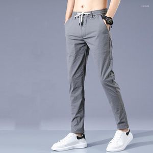Pantalones para hombres 2023 Verano Hombres de alta calidad Ultra-Delgado Secado rápido Casual Hombres Gris Caqui Negro Pantalon Homme Joggers