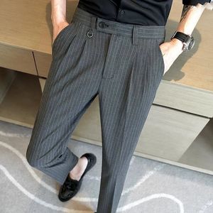 Pantalones de hombre, traje a rayas de verano 2023, pantalones ajustados hasta el tobillo rectos Elasti informales a la moda para negocios, pantalones de vestir sociales