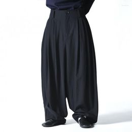 Pantalones de hombre 2023, pantalones anchos para hombre, pantalones holgados con pierna en la entrepierna para mujer, ropa de calle plisada japonesa Harajuku, Kimono negro oscuro informal de gran tamaño a la moda M