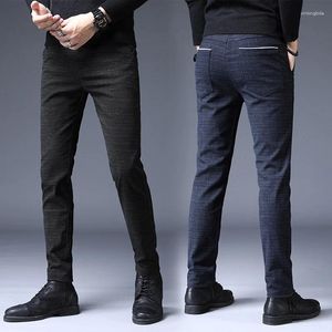 Pantalones para hombres 2024 otoño invierno negocios casual diseñador de tendencias delgadas pantalones masculinos delgados rayas clásicas hombres estiramiento de alta calidad