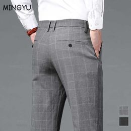 Pantalon masculin 2024 Nouveau élastique classique Plain For Mens Business Fashion Grey Black Casual Brand Office Travail Suite pantalon 38 Q240429