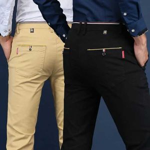 Pantalon masculin 2024 Nouveau coréen pour hommes décontractés élastiques ultra slim-aters pantalon droit de haute qualité Q240429