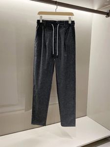 Pantalon masculin 2024 Sijitongda pantalon occasionnel des hommes réconforter la mode de lampe à la ceinture droite de haute qualité grande taille 48-54