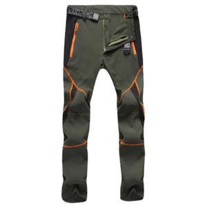 Pantalon masculin 2024 Pantalon de randonnée en laine chaude épaisse pour hommes Bottes d'hiver imperméables et de vent en plein air pour la randonnée pour le camping et le ski Pantl2404