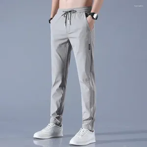 Pantalon pour hommes 4 couleurs!2024 Spring Casual Slim Pant pantalon mince et masculin Jogging de la mode masculine