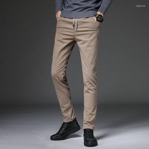 Herenbroek 4 kleuren magere mannen 2022 herfst mode streetwear slank fit elastisch taille merk casual broek mannelijke zwart groen kaki