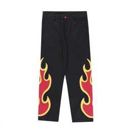 Pantalons pour hommes American High Street Flame Printing Pattern Pantalons décontractés pour hommes et femmes Pantalons de sport Loose Straight Leg Casual Pant New Style G230510