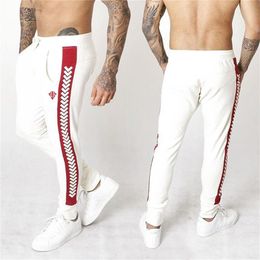 Pantalons pour hommes arrivée hommes pantalons de survêtement mode pantalons de survêtement décontractés coupe ajustée pantalon survêtement Streetwear 220922