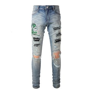 Pantalons masculins Arrivées Blue Blue Streetwear Fashion Slim Fit Broidered Snake Match Skinny Stretch Détravé trous Ripped Jeans 230812