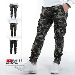 Herenbroek bapai merk mode oversized camouflage lading outdoor leger multifunctionele gevechts broek 230106