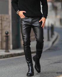 Pantalons pour hommes Marque Automne Hommes Pantalons En Cuir Skinny Fit Élastique Style Mode PU Pantalon En Cuir Moto Pantalon Mince Streetwear 230211