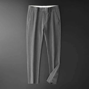Pantalones para hombres Browon 2024 Autumn Business Men Ropa gruesa Smart Smart Casual Color Solid Color Mid Midlet Loose Plus Tamaño 42 Pantalones Men Y240514