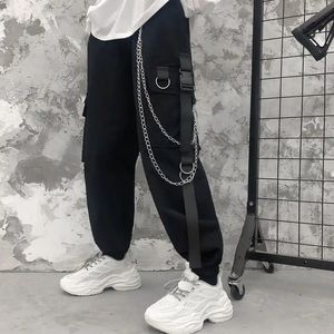 Pantalons pour hommes Pantalons cargo Hommes Chaînes Pocket Punk Noir Pantalons de survêtement Gothique Harajuku Jogger Pantalon Femme Vêtements Hip-Hop Streetwear Techwear 230516