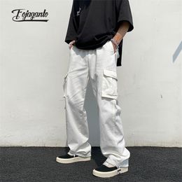 Herenbroeken Fojaganto Spring Cargo Koreaanse solide kleur Multi -zakken Straight Hip Hop Street Casual Losse broek Man 220826