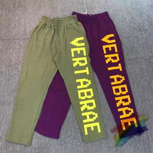 Pantalones para hombres Verde Púrpura Vertabrae Letras Pantalones de chándal Hombres Mujeres 2023fw Jogger Cordón 231101