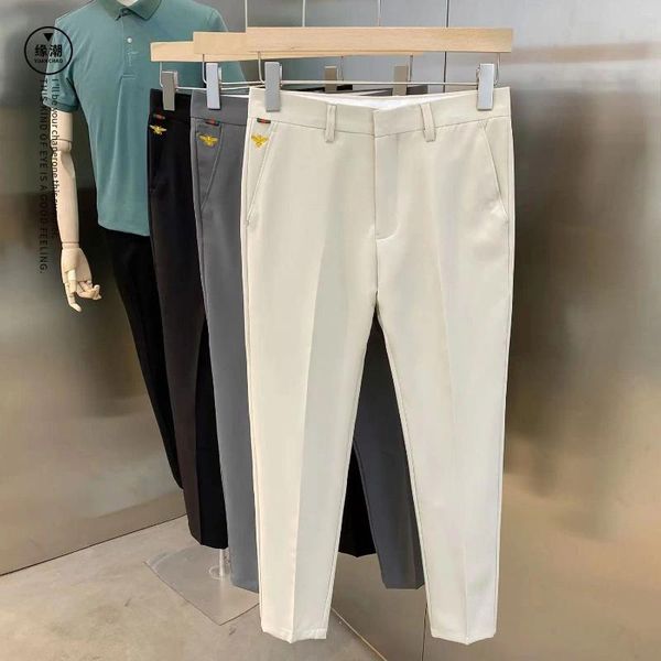 Pantalones para hombres de gama alta de negocios ligeros de lujo casual streetwear estilo inglés bordado moda tendencia occidental