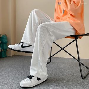 Pantalon masculin mode coréen en velours côtelé décontracté blanc lâche droit de la jambe large 2024 Spring Street Sports 3xl