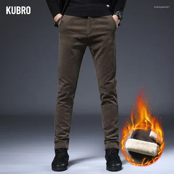 Pantalones para hombres Kubro 2024 Otoño Invierno Pana Hombres Estiramiento Grueso Elástico Slim Fit Coreano Clásico Marrón Pantalones Ropa de marca masculina